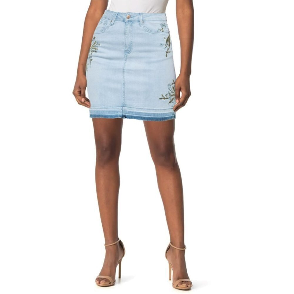 NWT Velvet Heart Floral Embroidery Raw Hem Denim Mini Jean Skirt